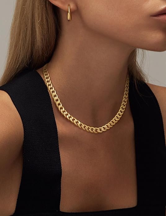 ELEGANT GOLD-PLATED CURB CHAIN NECKLACE