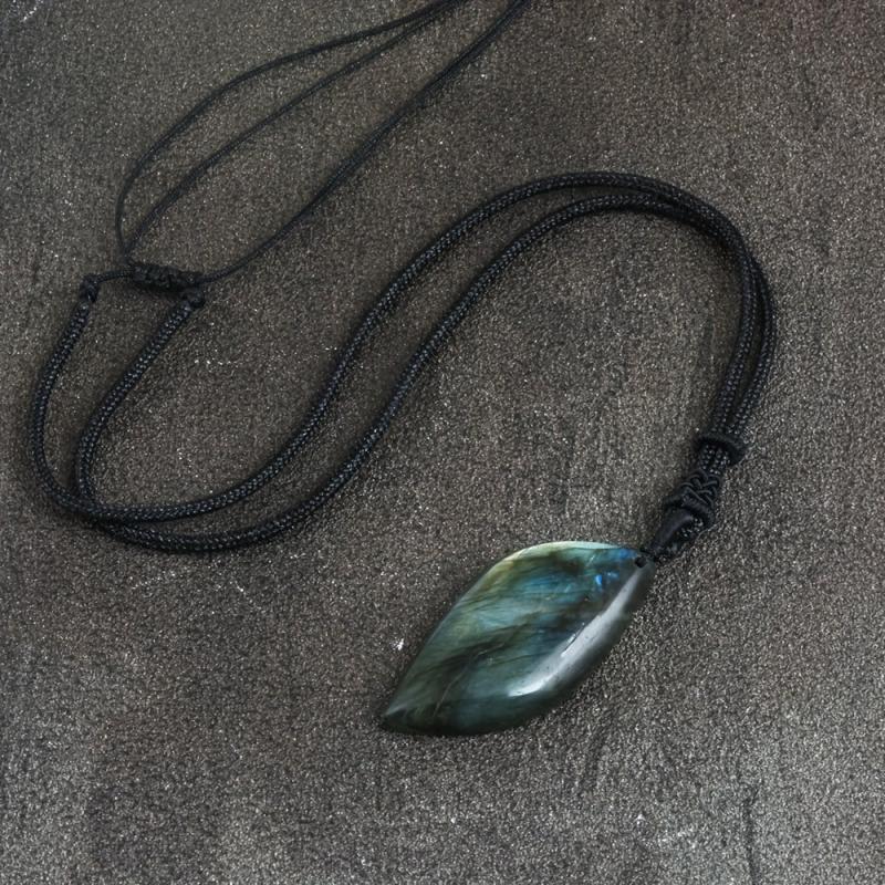 MIDNIGHT LABRADORITE MARQUISE PENDANT