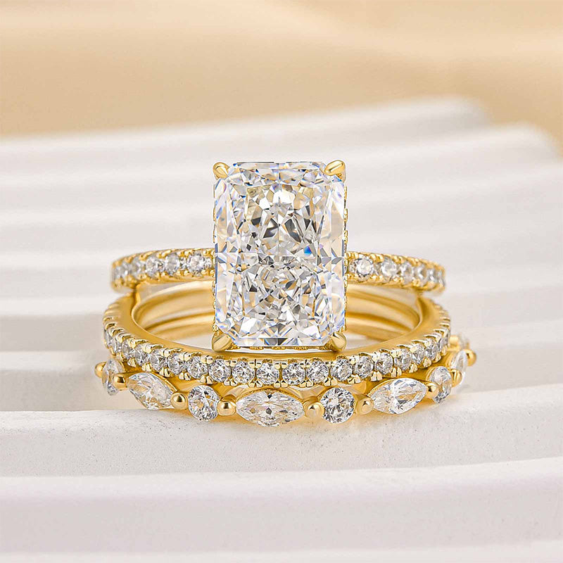 ELEGANT GOLD-PLATED RING SET