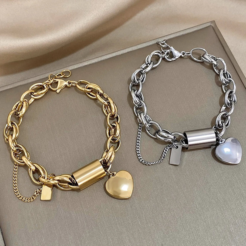 ELEGANT GOLD-PLATED HEART CHARM BRACELET