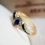 VINTAGE SAPPHIRE GOLD RING